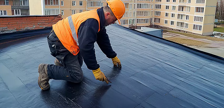 Professional TPO Roof Replacement Services in Carpentersville, IL
